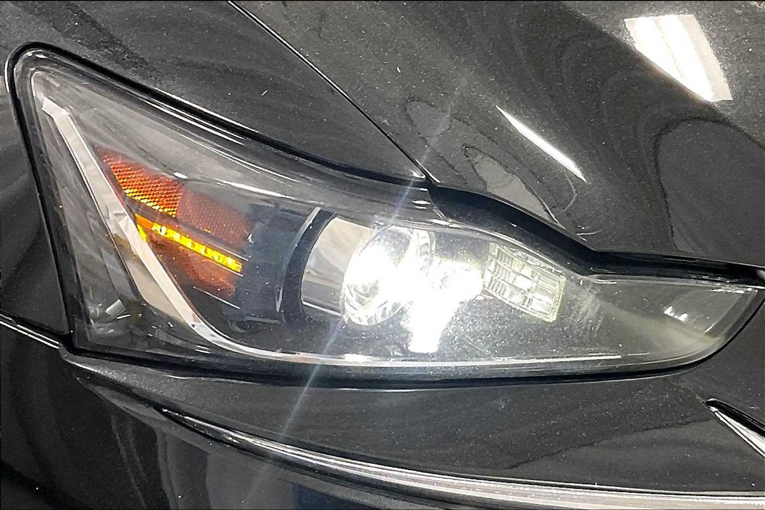 2019 Lexus IS  - Photo 33