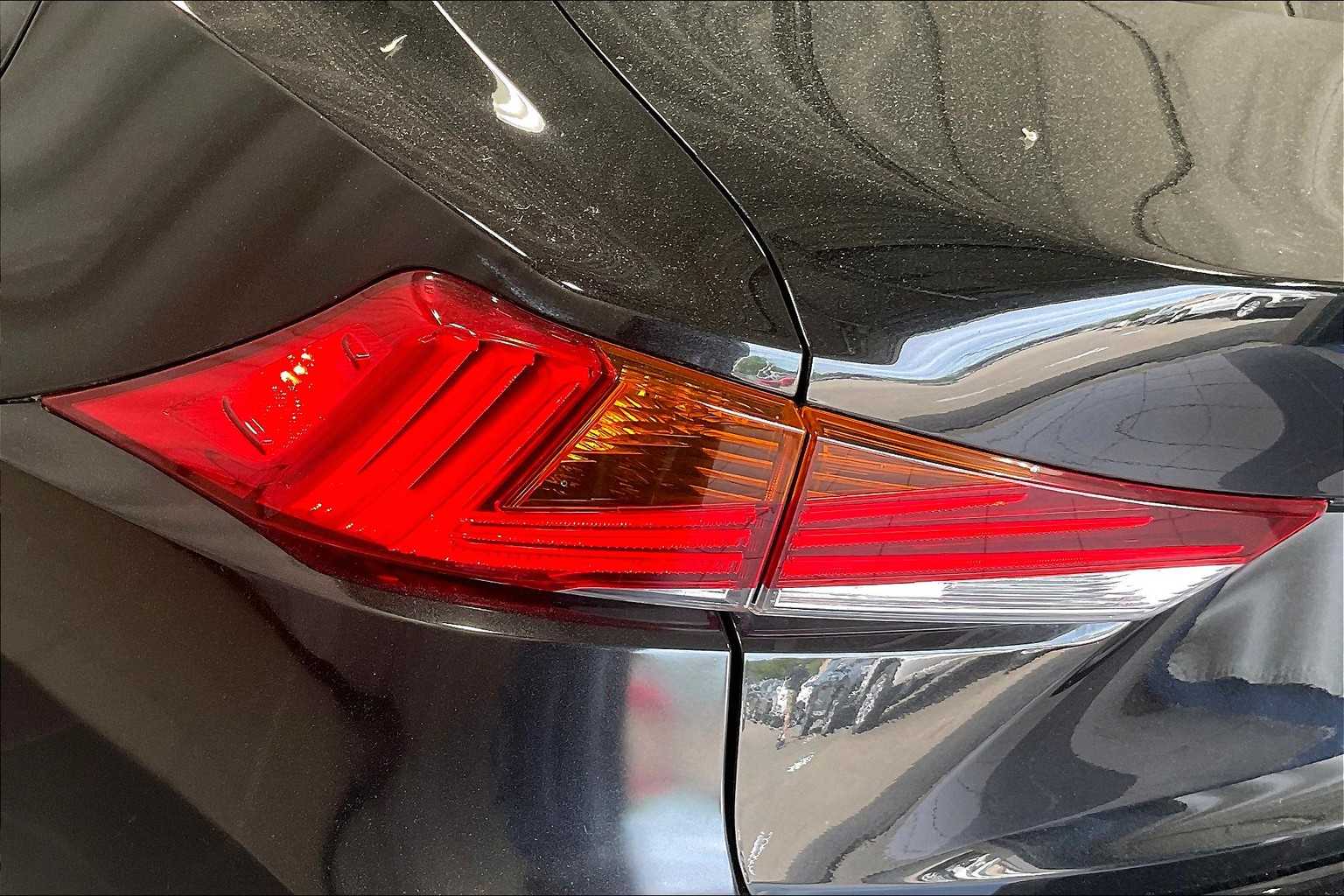 2019 Lexus IS  - Photo 34