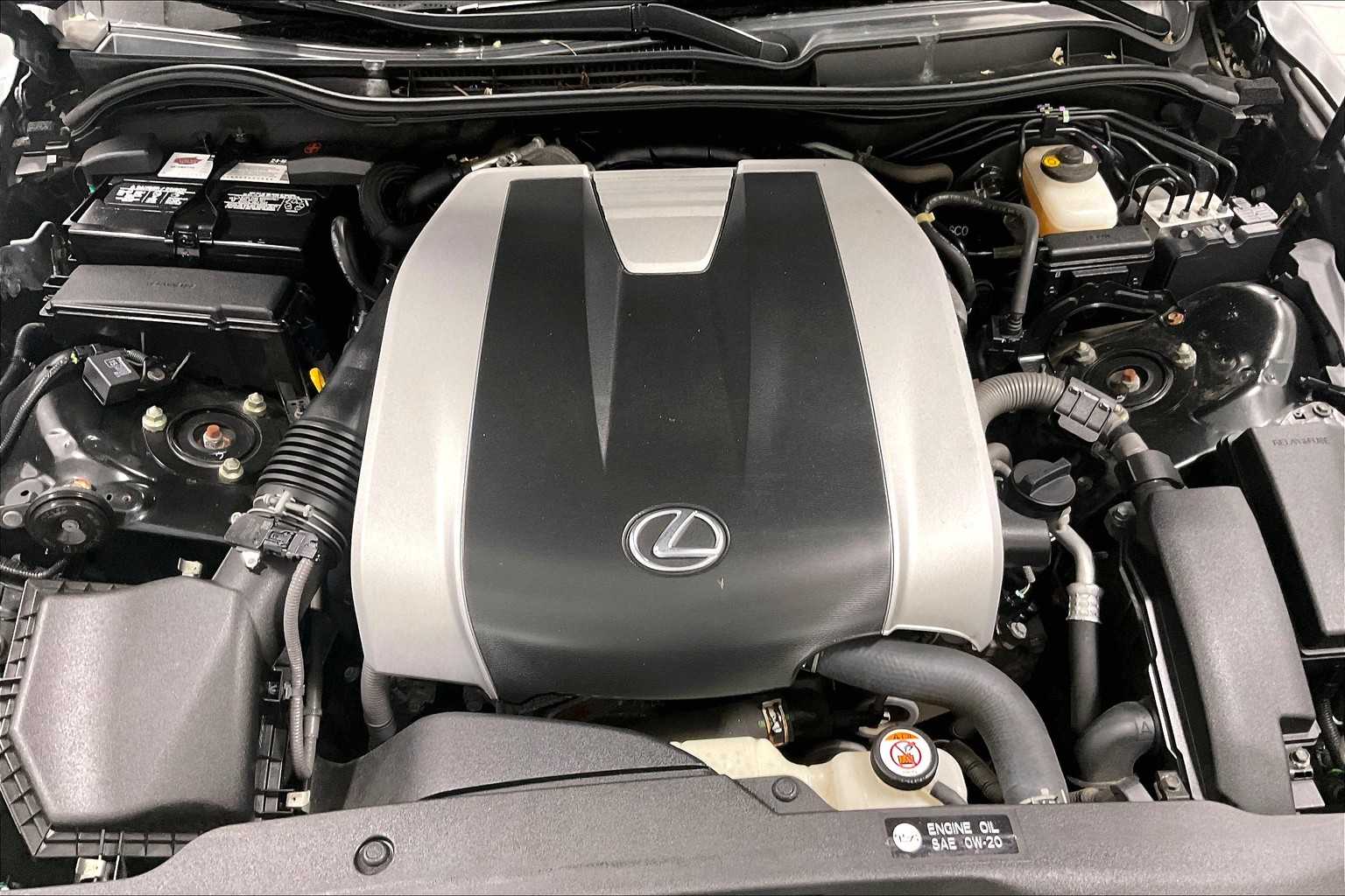 2019 Lexus IS  - Photo 35