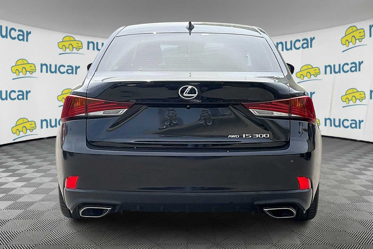 2019 Lexus IS  - Photo 5
