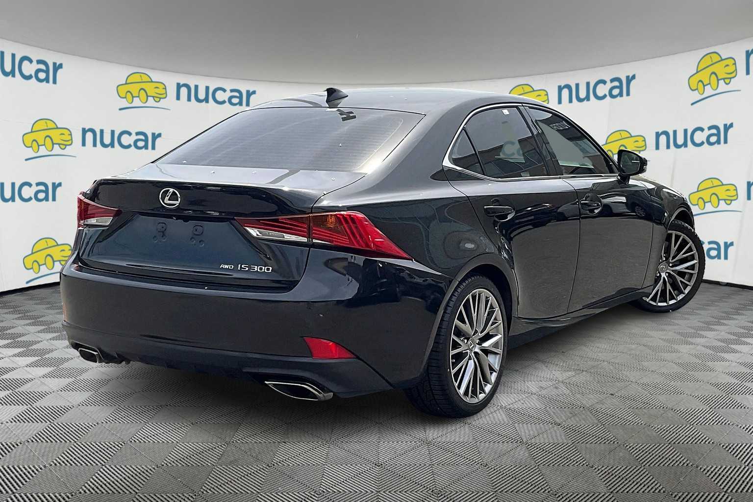 2019 Lexus IS  - Photo 6