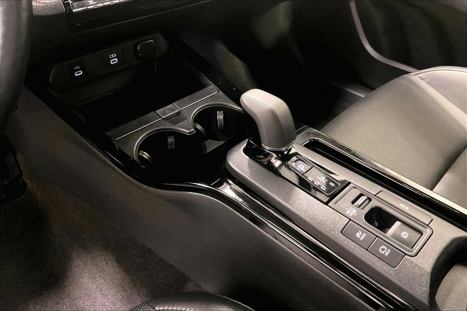 2023 Toyota Prius XLE - Photo 20