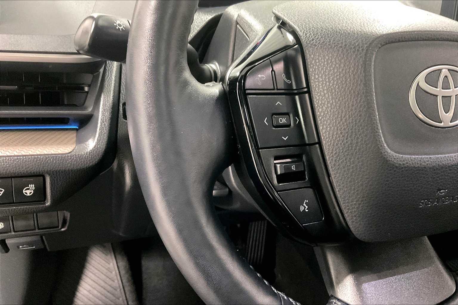 2023 Toyota Prius XLE - Photo 23