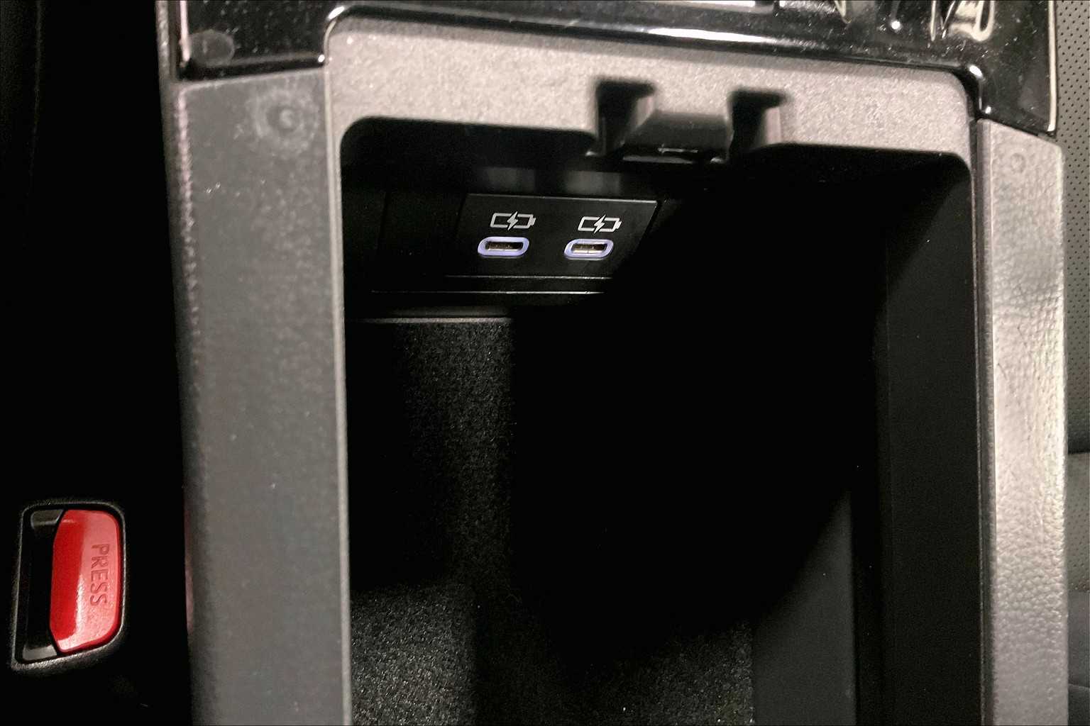 2023 Toyota Prius XLE - Photo 27