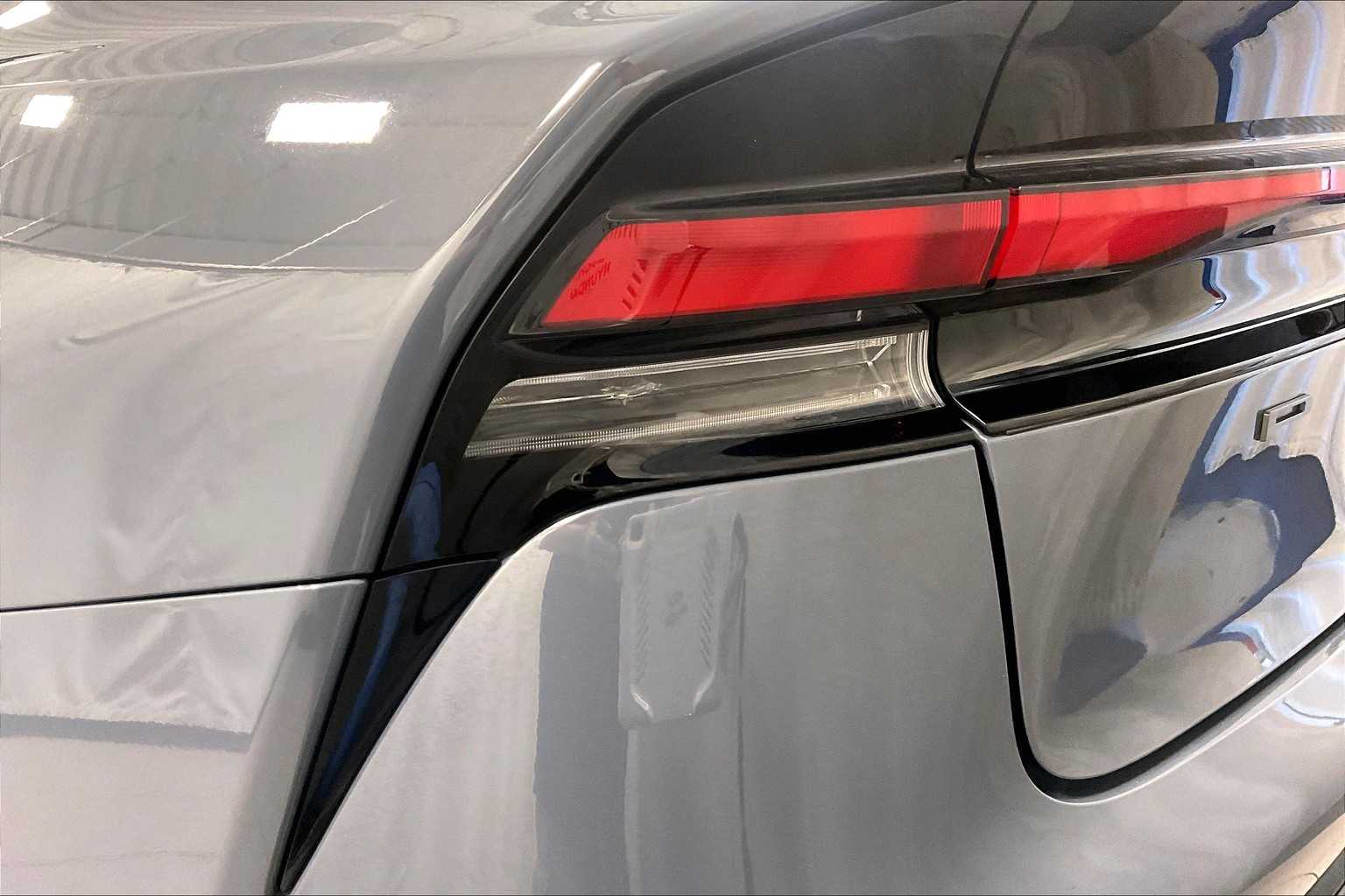 2023 Toyota Prius XLE - Photo 34