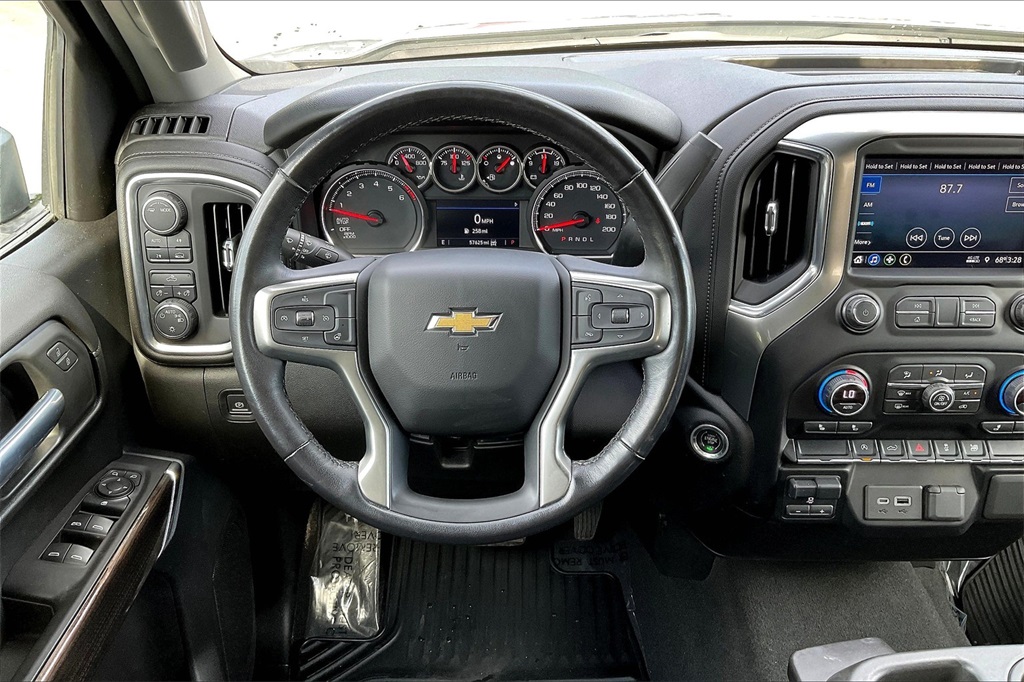 2021 Chevrolet Silverado 1500 LT - Photo 17