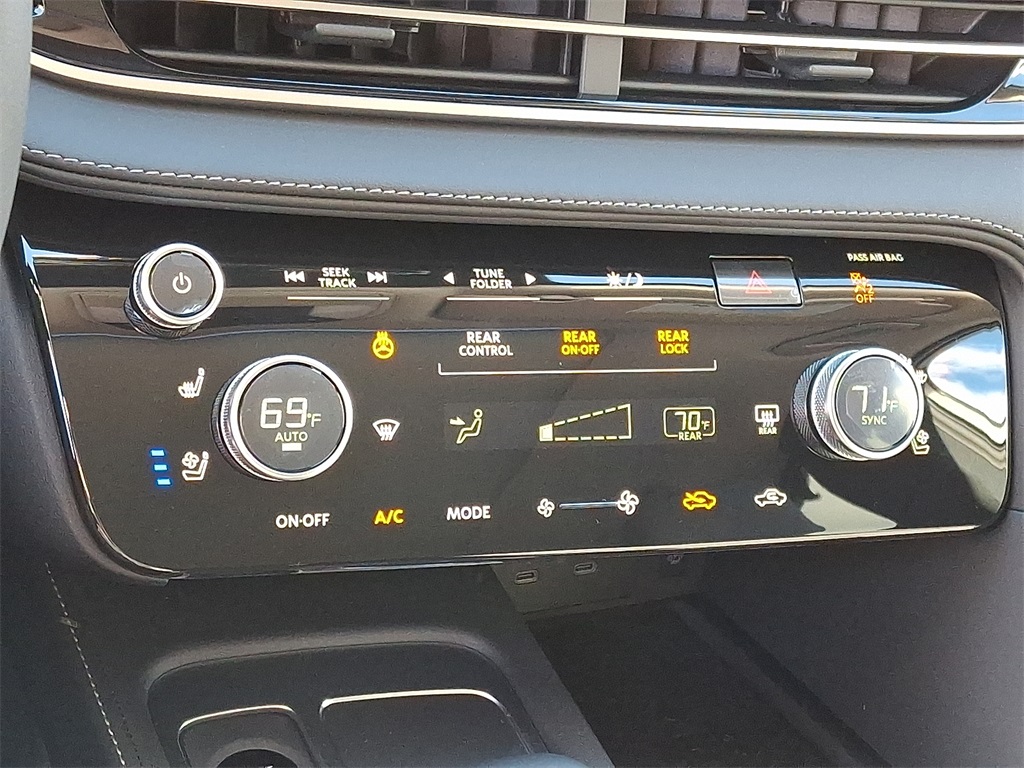 2026 INFINITI QX60 LUXE - Photo 13