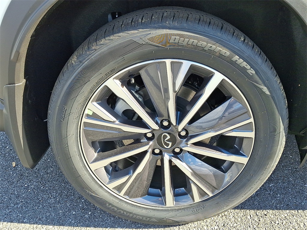 2026 INFINITI QX60 LUXE - Photo 5