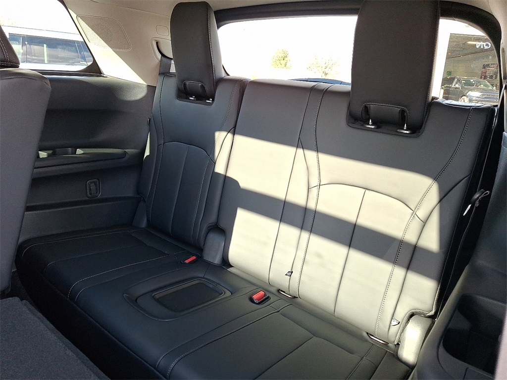 2026 INFINITI QX60 LUXE - Photo 7