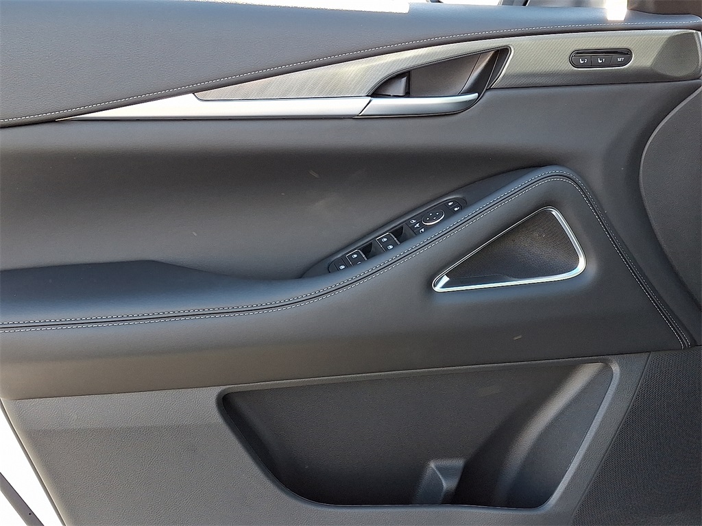 2026 INFINITI QX60 LUXE - Photo 9