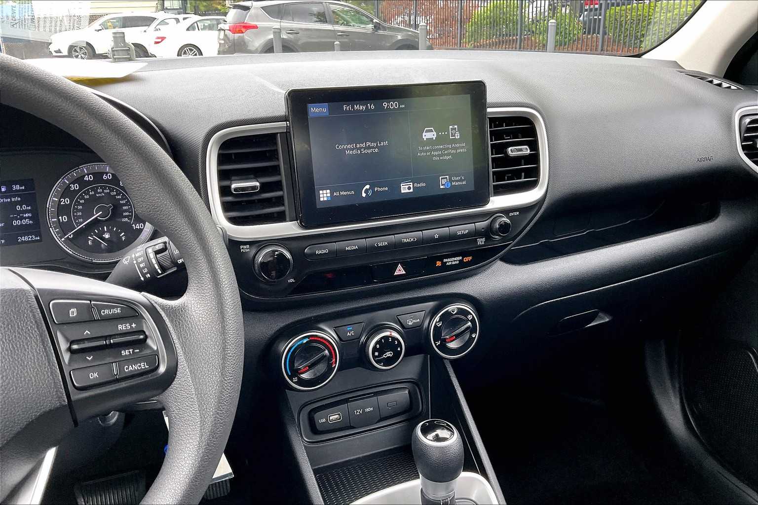 2022 Hyundai Venue SE - Photo 18