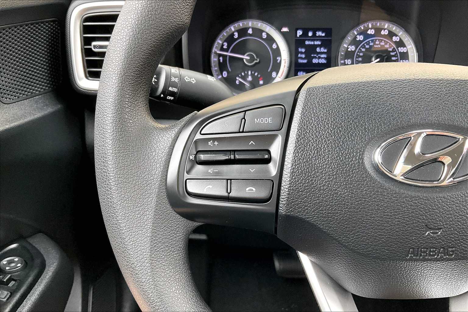 2022 Hyundai Venue SE - Photo 22