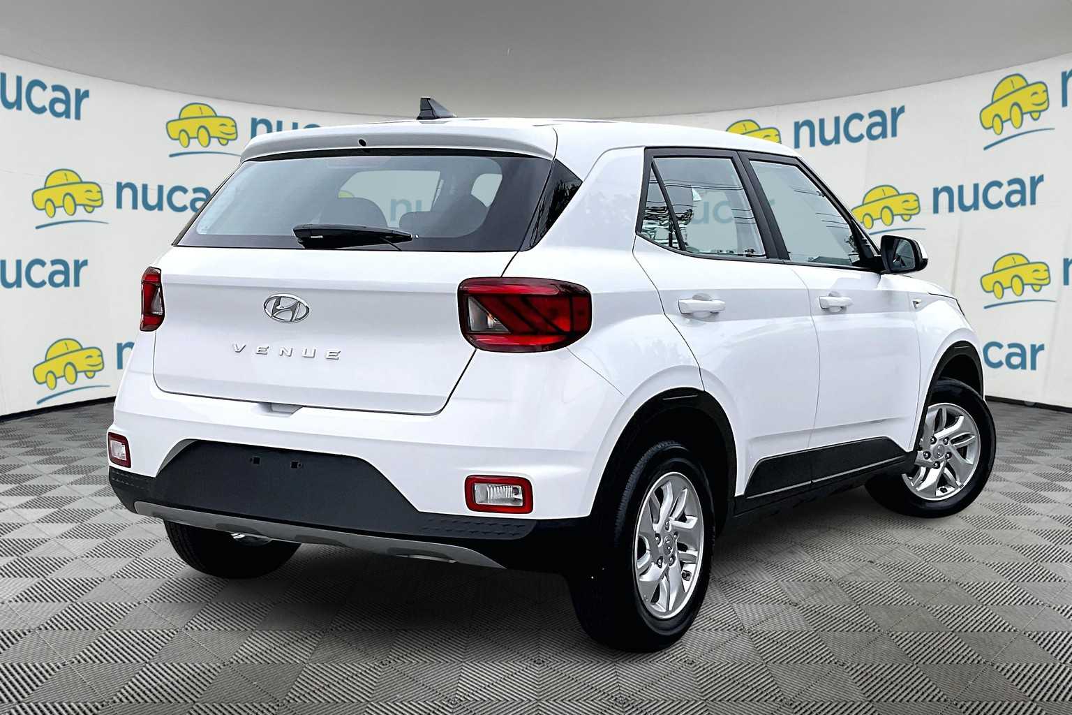 2022 Hyundai Venue SE - Photo 6