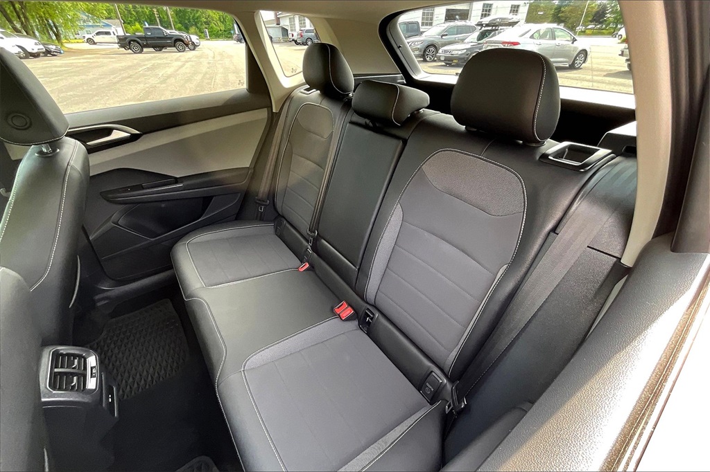 2022 Volkswagen Taos 1.5T SE - Photo 25