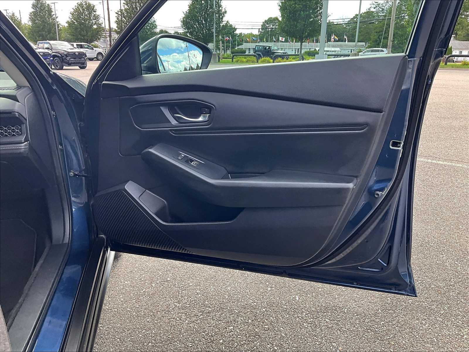 2023 Honda Accord EX - Photo 12