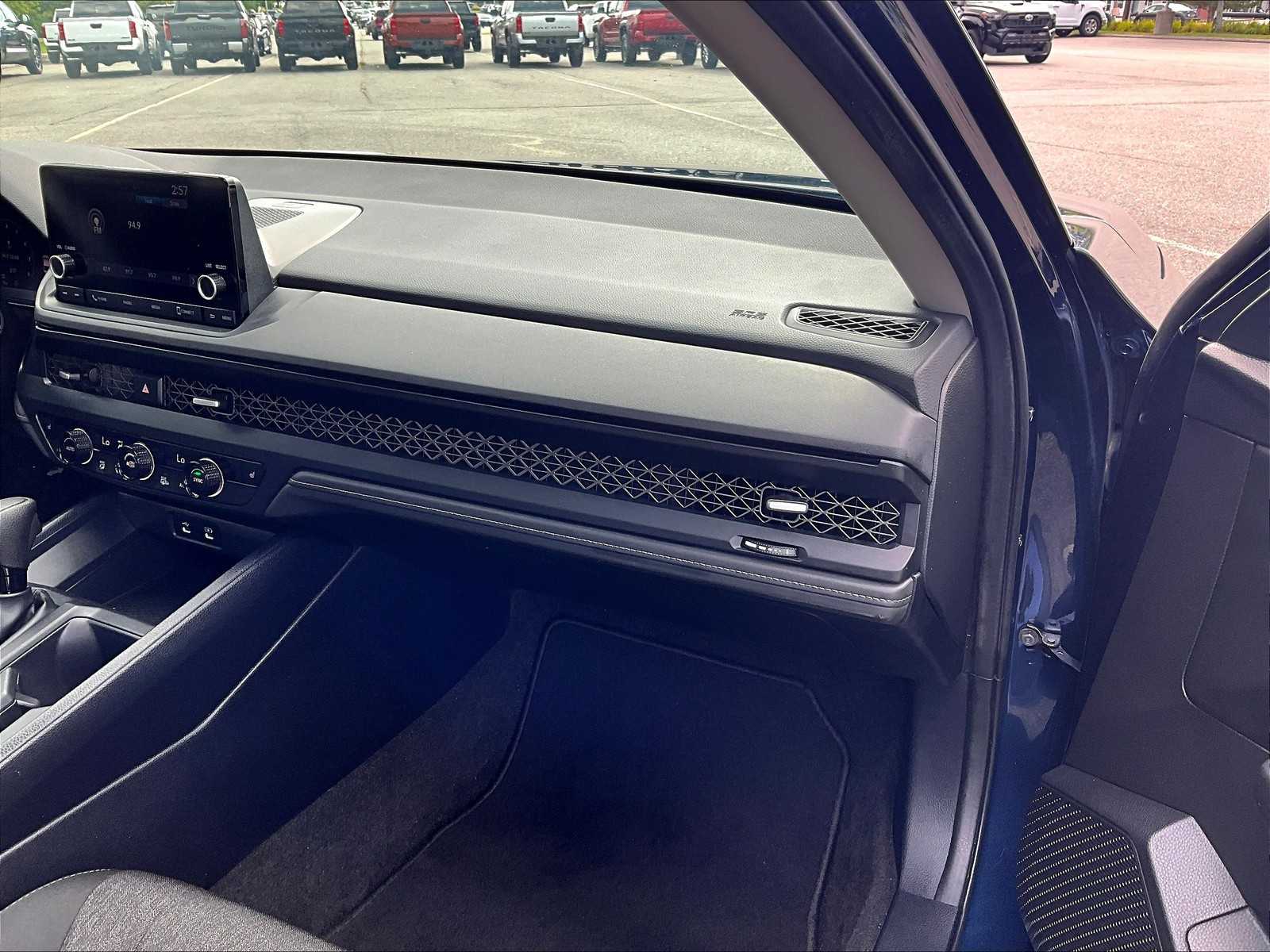 2023 Honda Accord EX - Photo 13