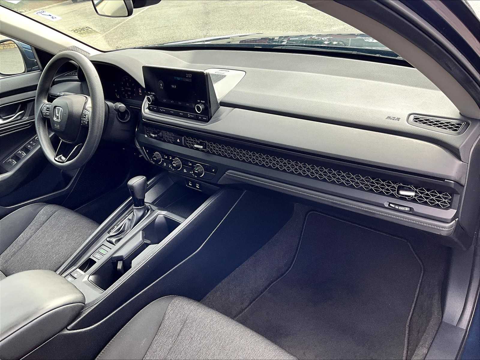 2023 Honda Accord EX - Photo 14