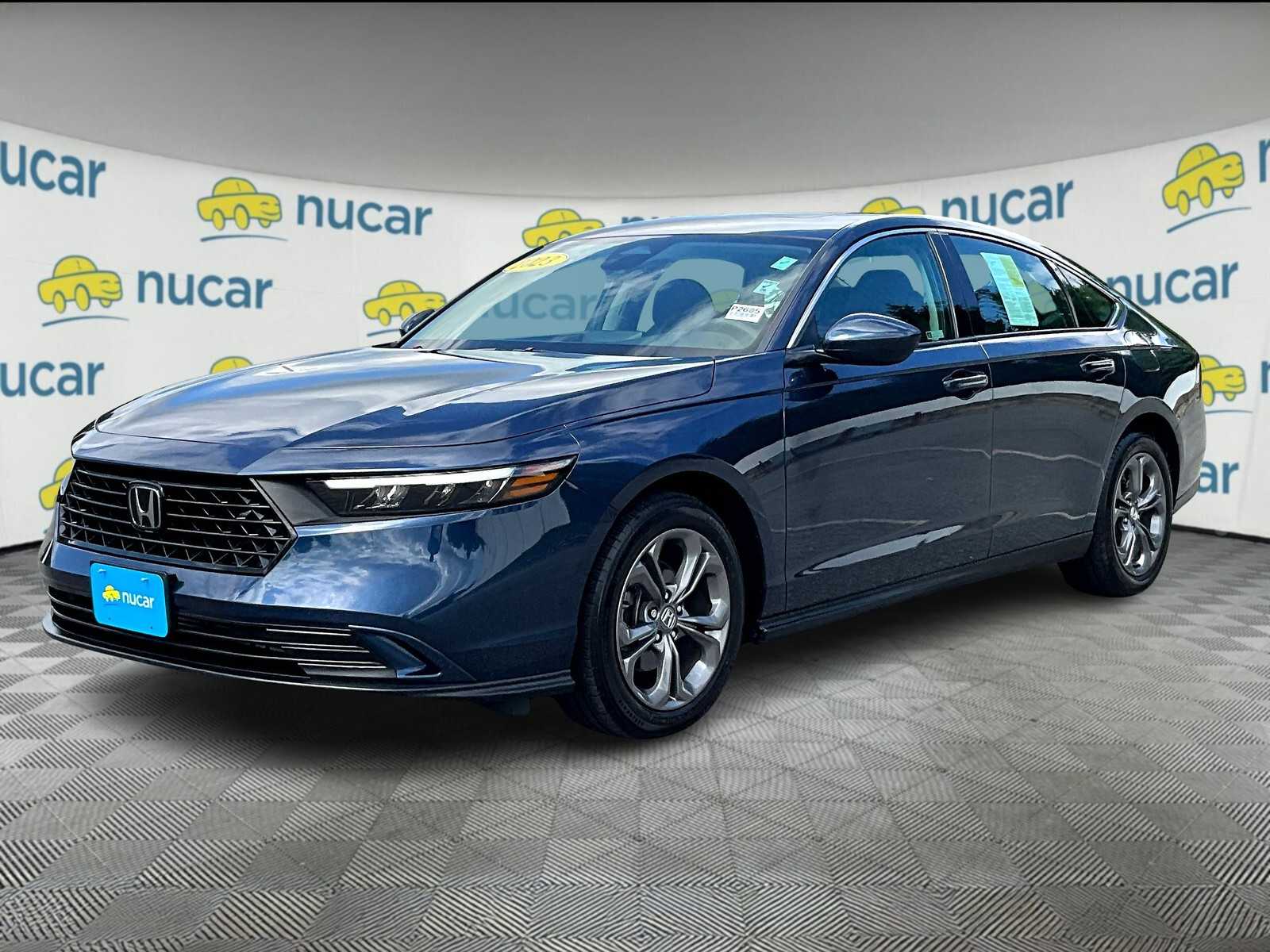 2023 Honda Accord EX - Photo 3