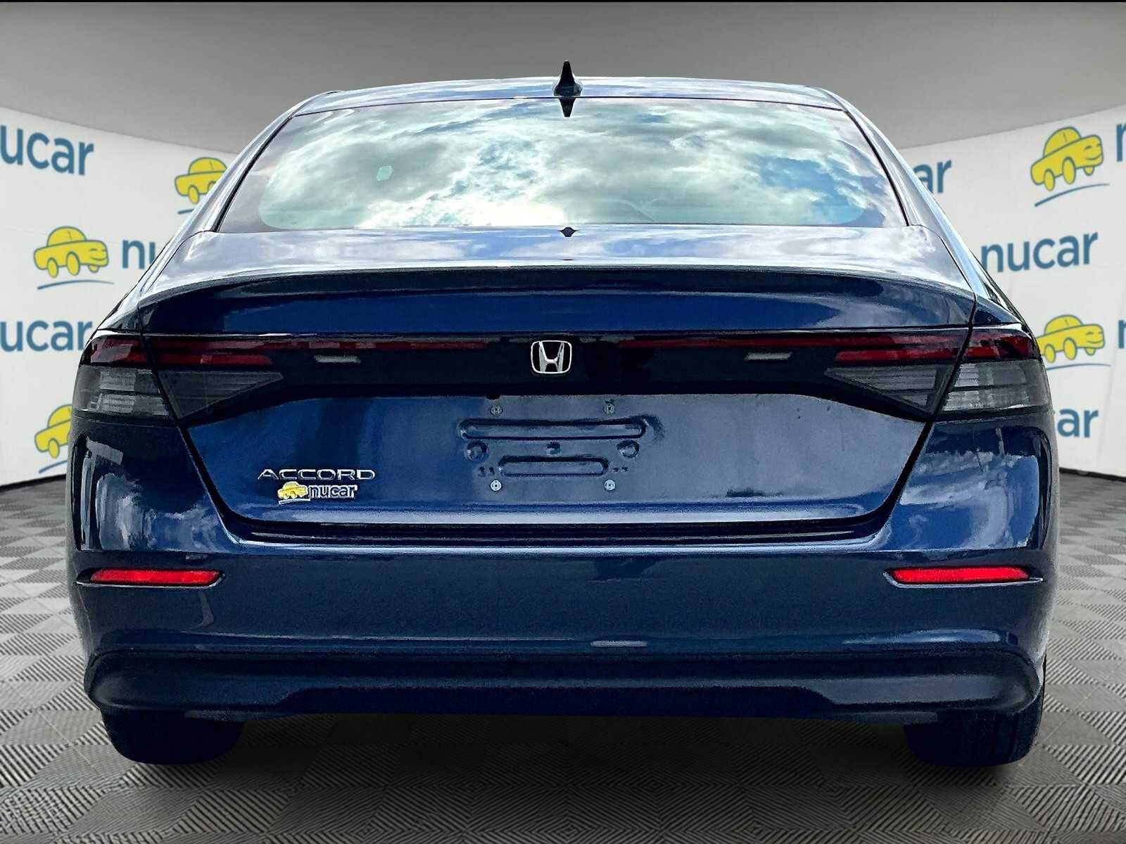 2023 Honda Accord EX - Photo 5