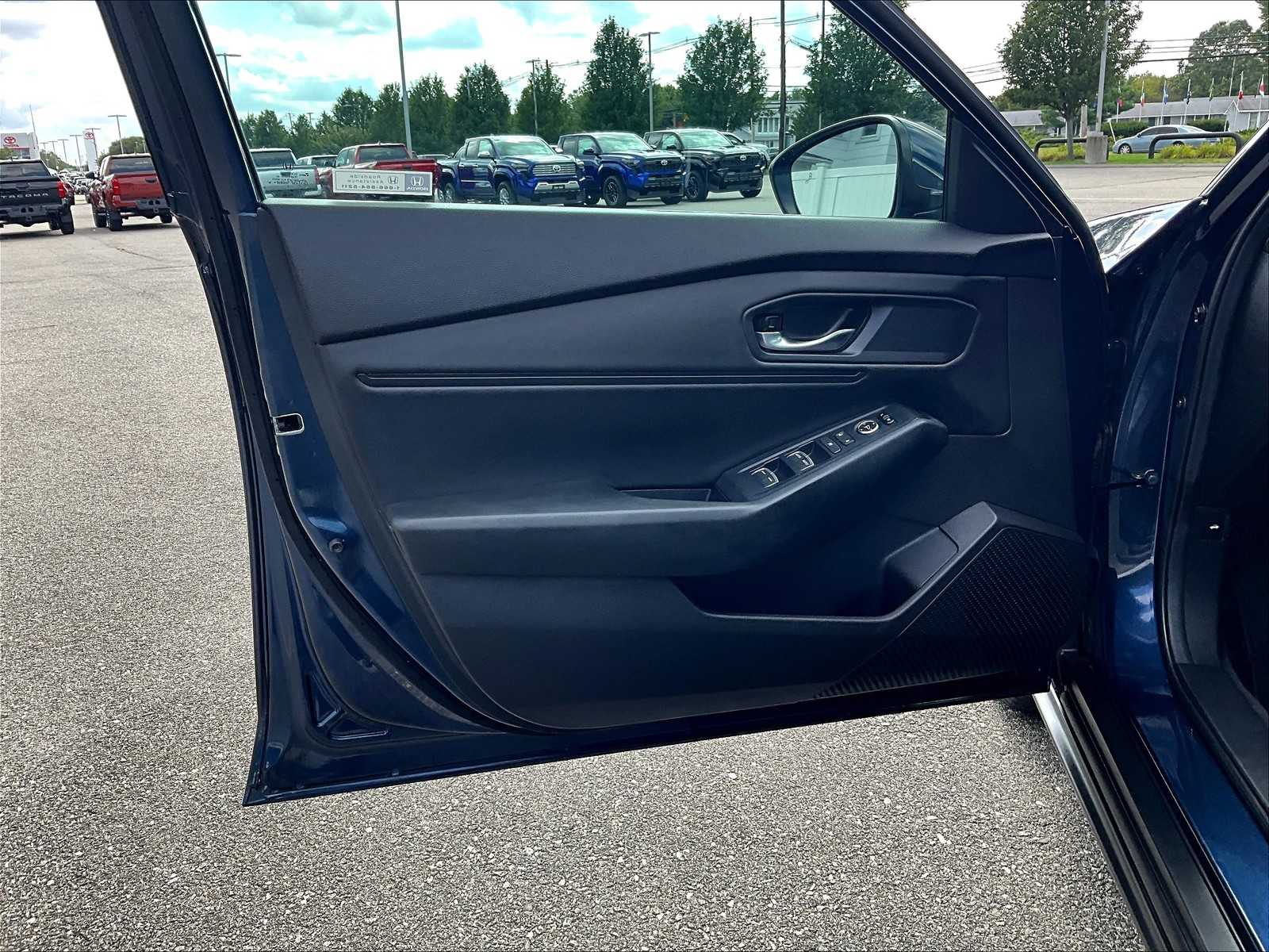 2023 Honda Accord EX - Photo 9