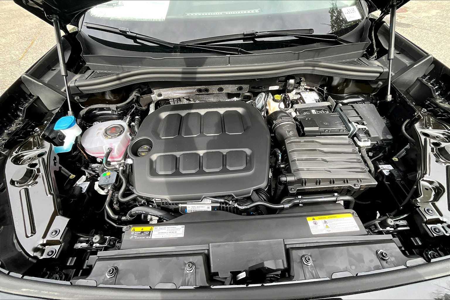2025 Volkswagen Tiguan S - Photo 16