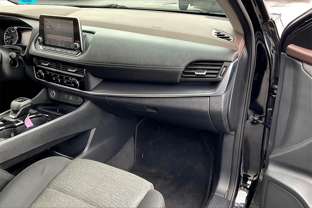 2022 Nissan Rogue S - Photo 12