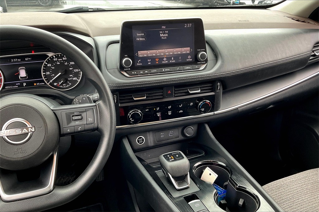 2022 Nissan Rogue S - Photo 17
