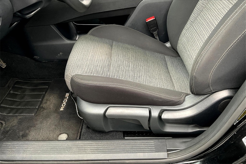 2022 Nissan Rogue S - Photo 31