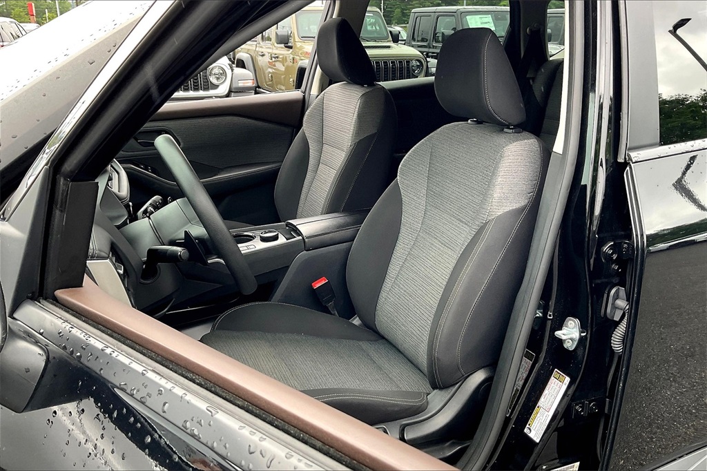 2022 Nissan Rogue S - Photo 9