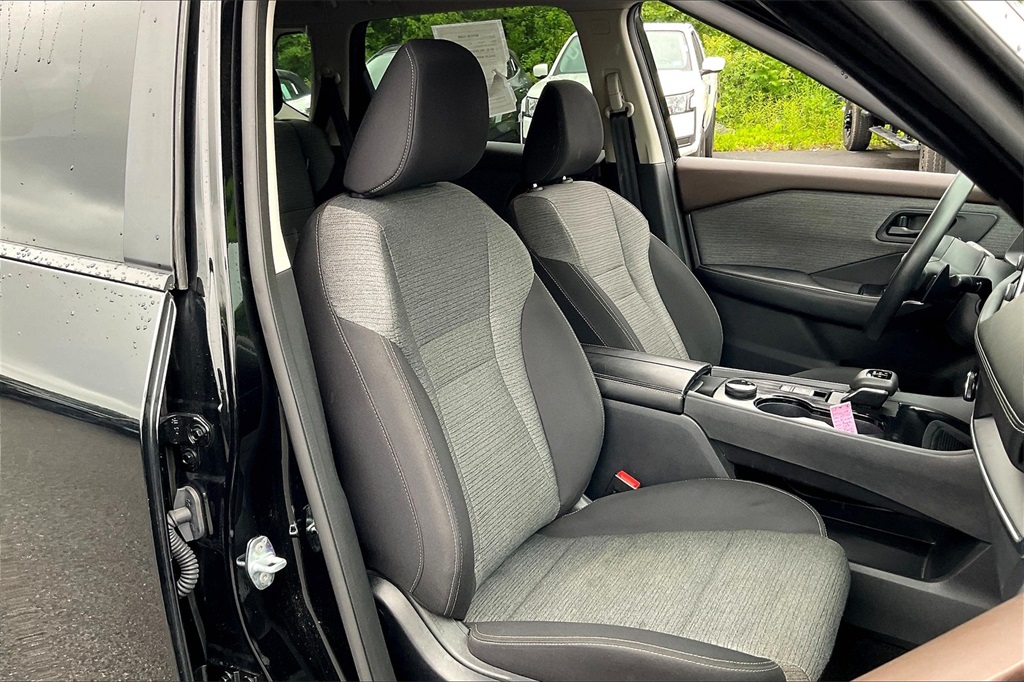 2022 Nissan Rogue S - Photo 10