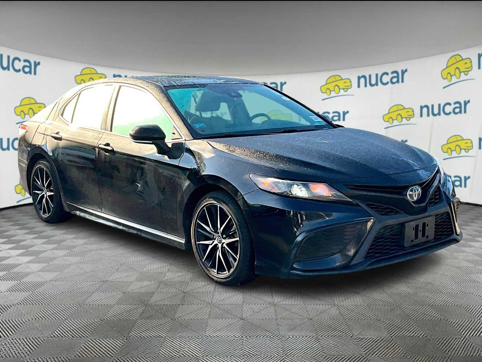 2023 Toyota Camry Hybrid SE