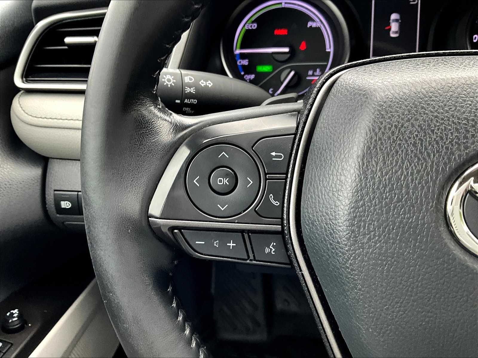 2023 Toyota Camry Hybrid SE - Photo 23