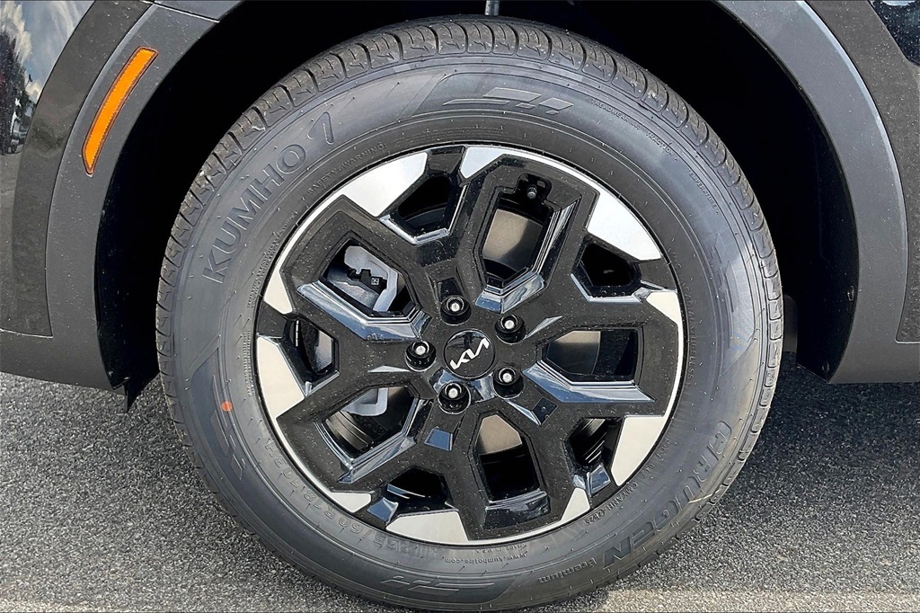 2026 Kia Sorento S - Photo 8
