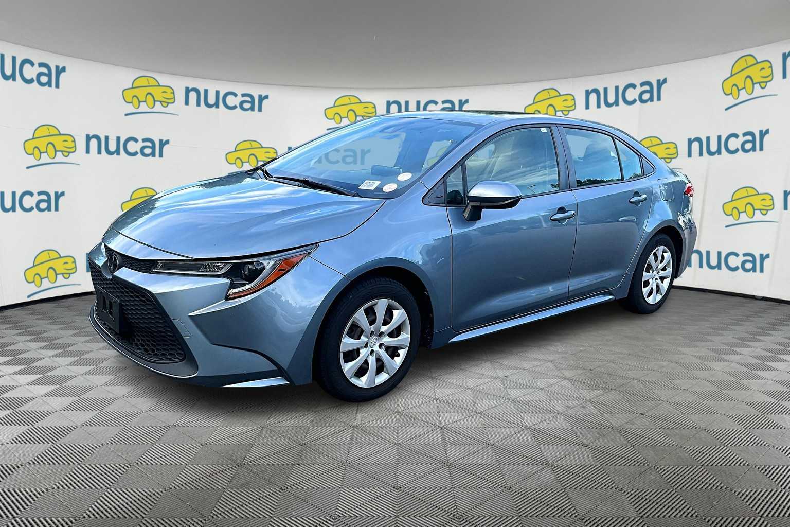 2020 Toyota Corolla LE - Photo 2
