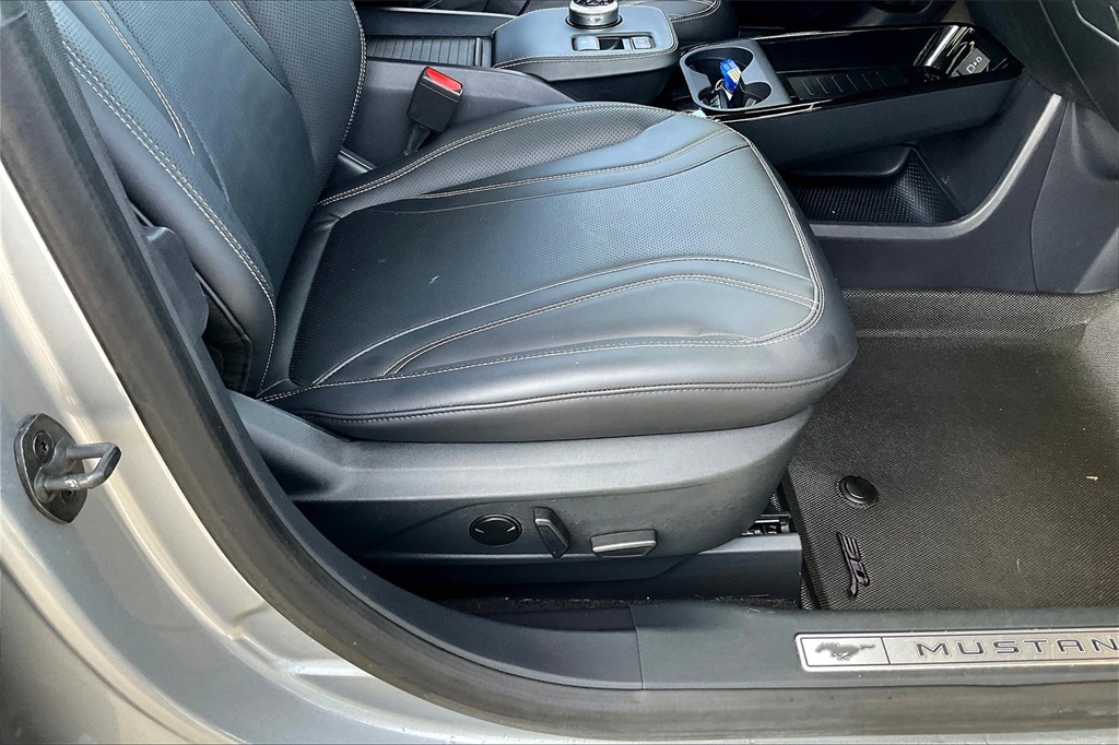 2021 Ford Mustang Mach-E Premium - Photo 35