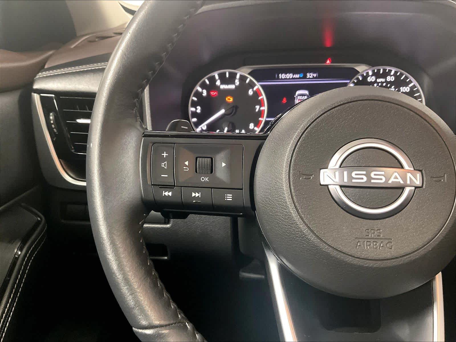 2023 Nissan Rogue SV - Photo 22