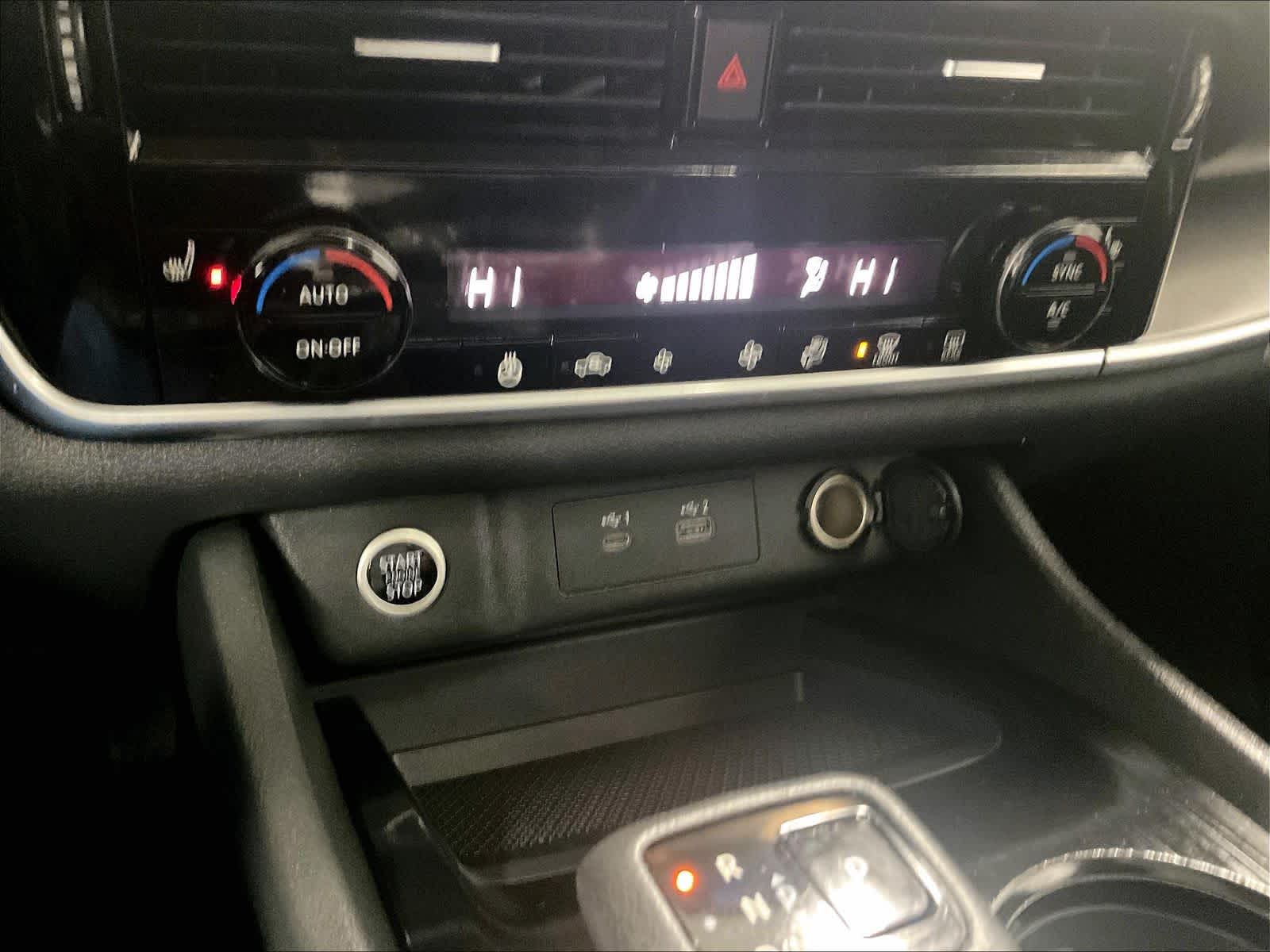 2023 Nissan Rogue SV - Photo 25