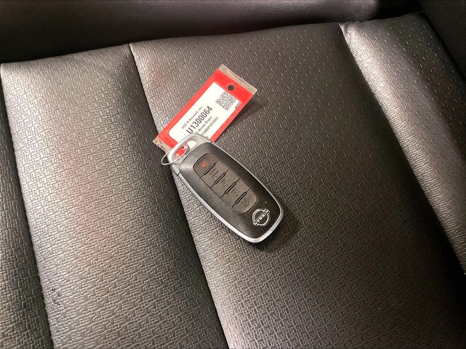 2023 Nissan Rogue SV - Photo 30