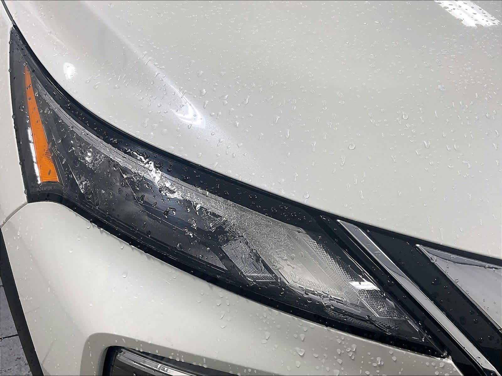 2023 Nissan Rogue SV - Photo 32