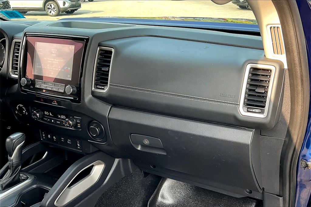2022 Nissan Frontier SV - Photo 12