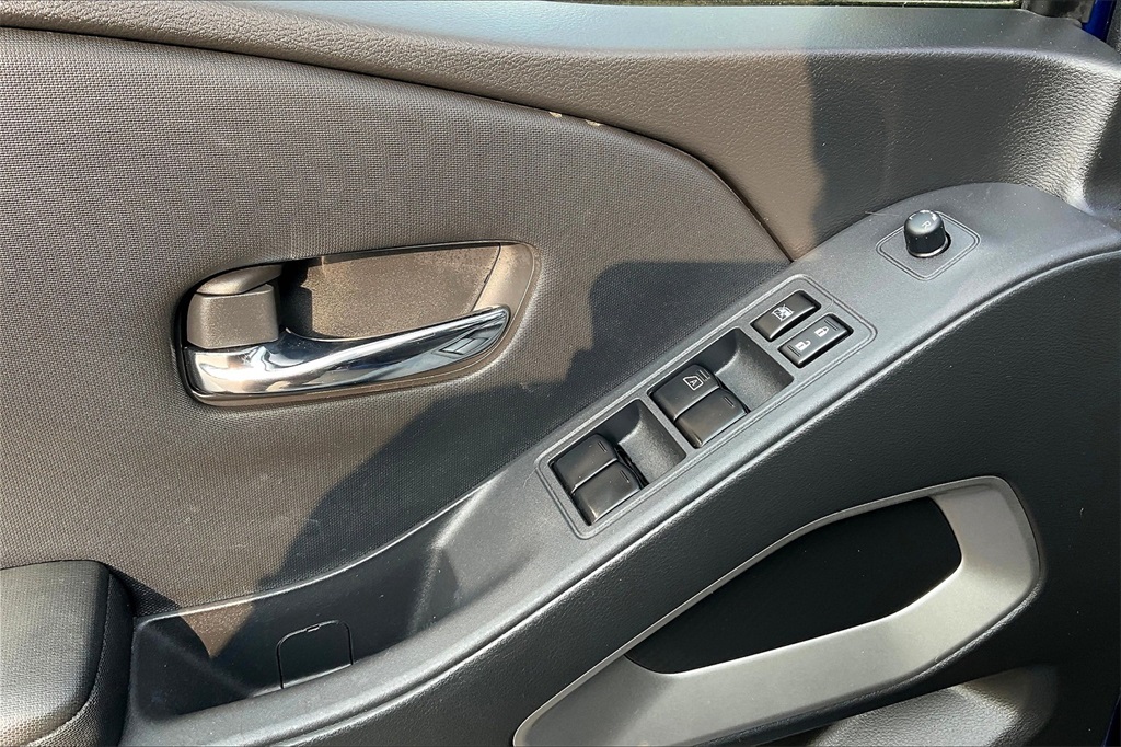 2022 Nissan Frontier SV - Photo 35