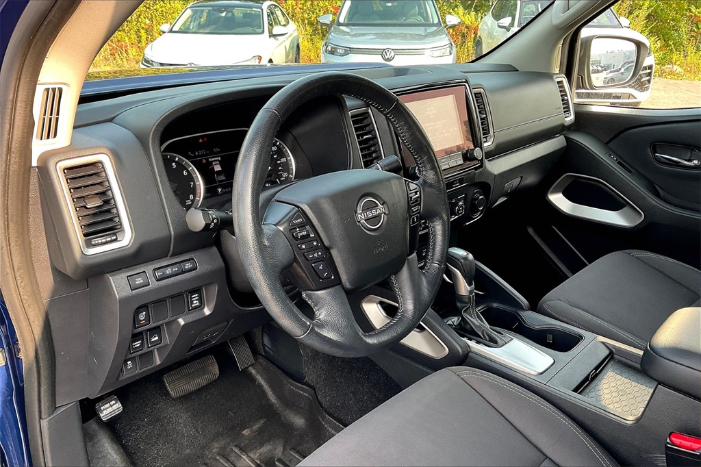 2022 Nissan Frontier SV - Photo 8