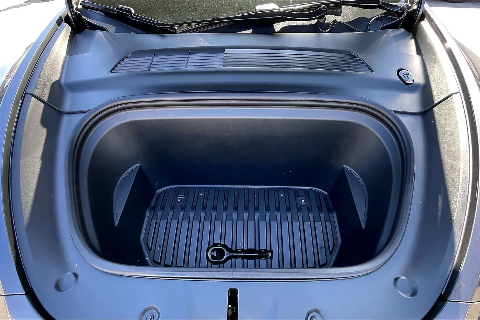 2021 Tesla Model Y Long Range - Photo 30