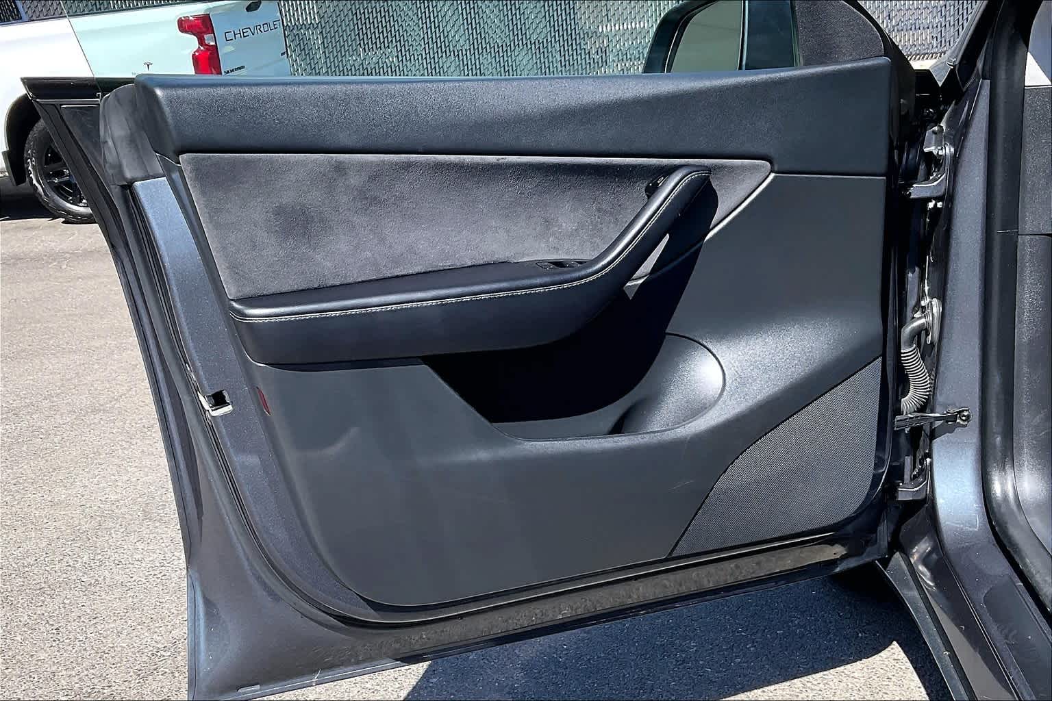 2021 Tesla Model Y Long Range - Photo 9