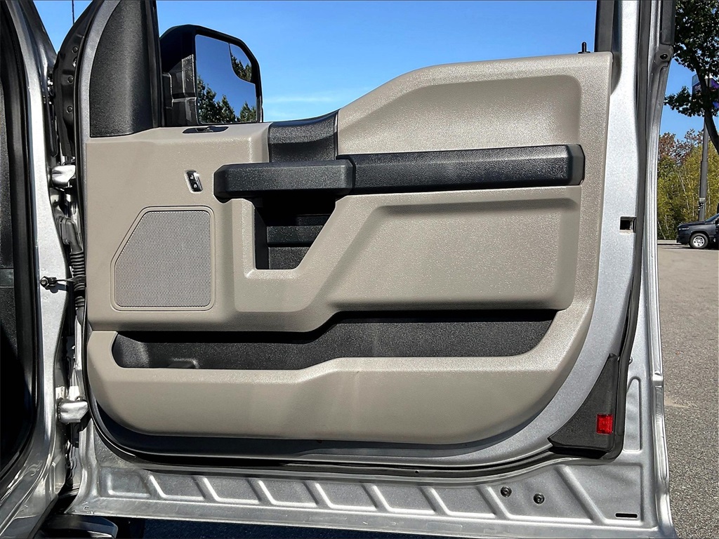 2020 Ford F-150 XL - Photo 11