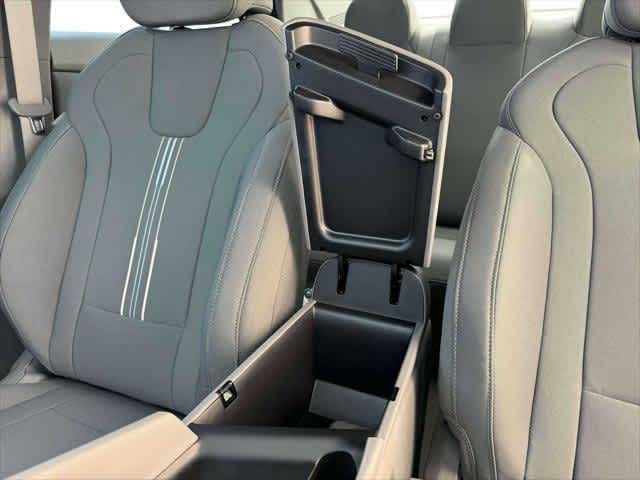 2025 Hyundai Elantra SEL Sport - Photo 18