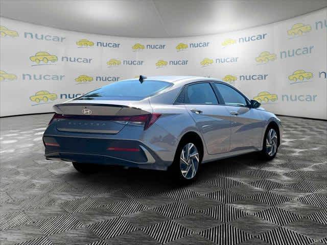 2025 Hyundai Elantra SEL Sport - Photo 8
