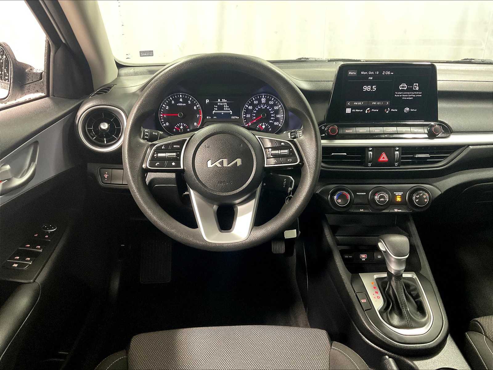 2024 Kia Forte LX - Photo 17