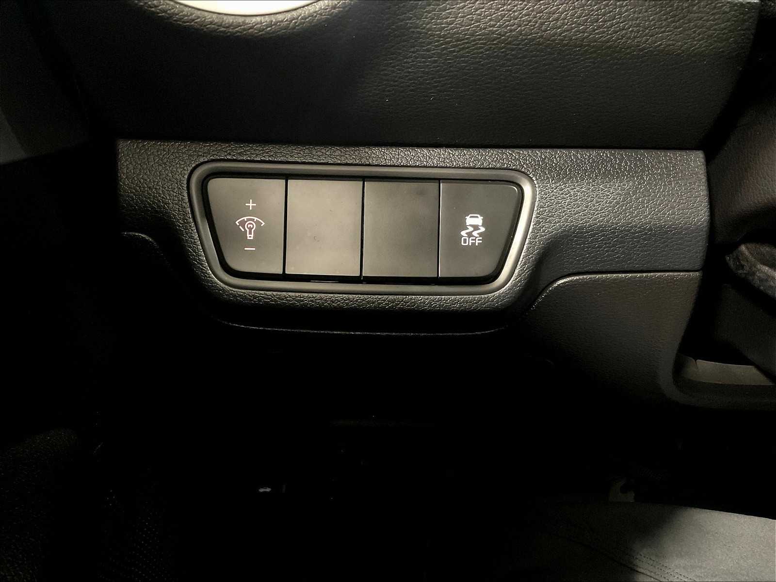 2024 Kia Forte LX - Photo 25