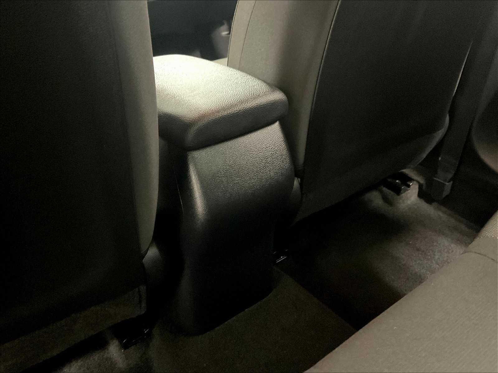 2024 Kia Forte LX - Photo 27